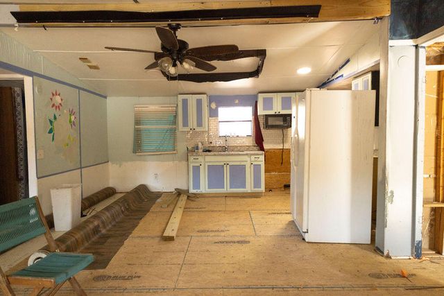 825 Glen Street, Walterboro, SC 29488