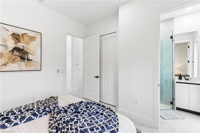 1012 SW 36th ST, Cape Coral, FL 33914