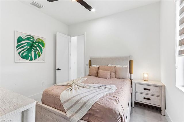 1012 SW 36th ST, Cape Coral, FL 33914