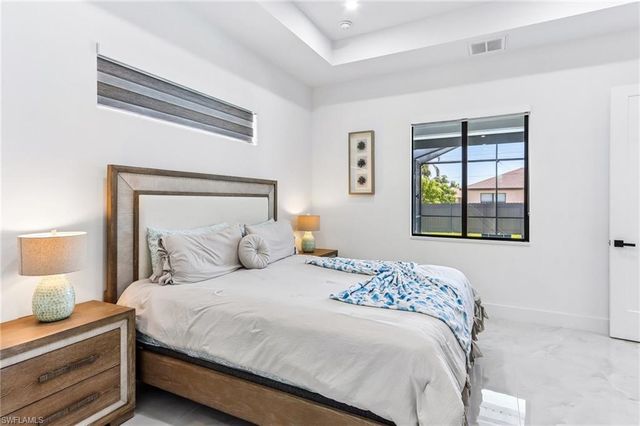 1012 SW 36th ST, Cape Coral, FL 33914