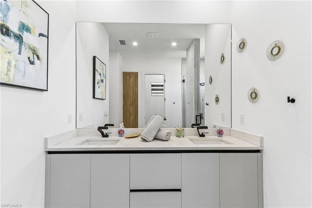 1012 SW 36th ST, Cape Coral, FL 33914