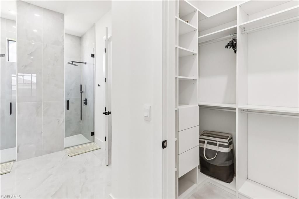 Image 20 of property listing at 1012 SW 36th ST, Cape Coral, FL 33914