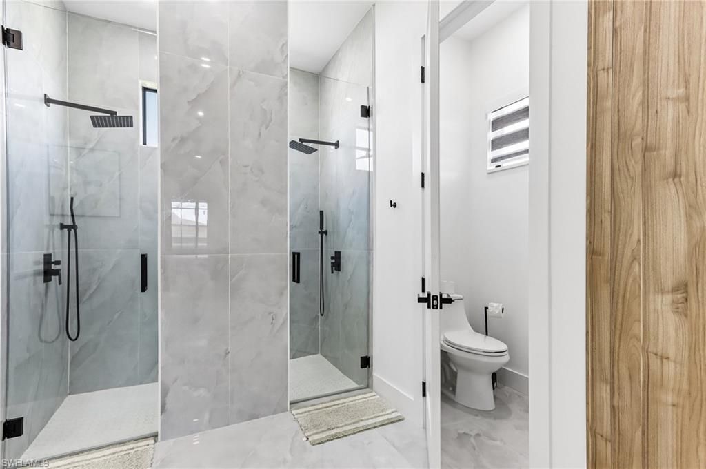 Image 22 of property listing at 1012 SW 36th ST, Cape Coral, FL 33914