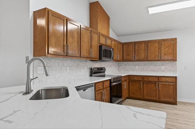 1608 Sutton Place, Fort Walton Beach, FL 32547