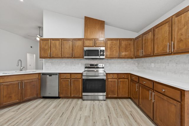 1608 Sutton Place, Fort Walton Beach, FL 32547