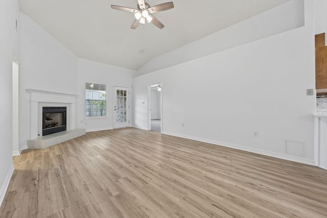 1608 Sutton Place, Fort Walton Beach, FL 32547