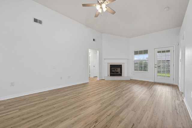 1608 Sutton Place, Fort Walton Beach, FL 32547