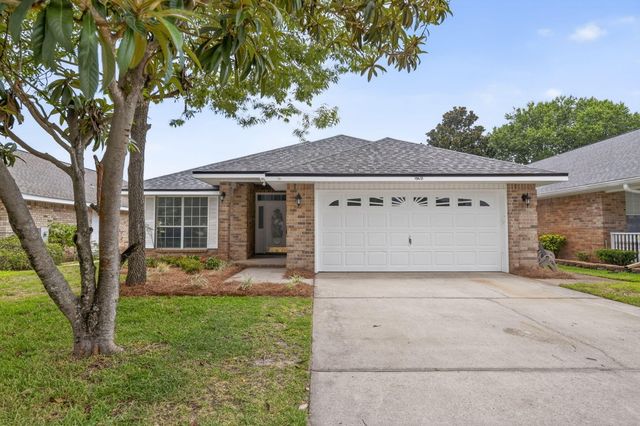 1608 Sutton Place, Fort Walton Beach, FL 32547