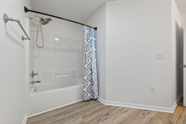 1608 Sutton Place, Fort Walton Beach, FL 32547