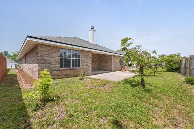 1608 Sutton Place, Fort Walton Beach, FL 32547