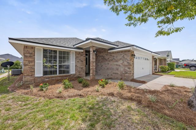 1608 Sutton Place, Fort Walton Beach, FL 32547