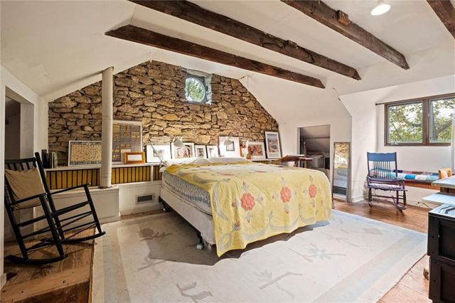 25130 Chieftain Road, Lawrence, KS 66044