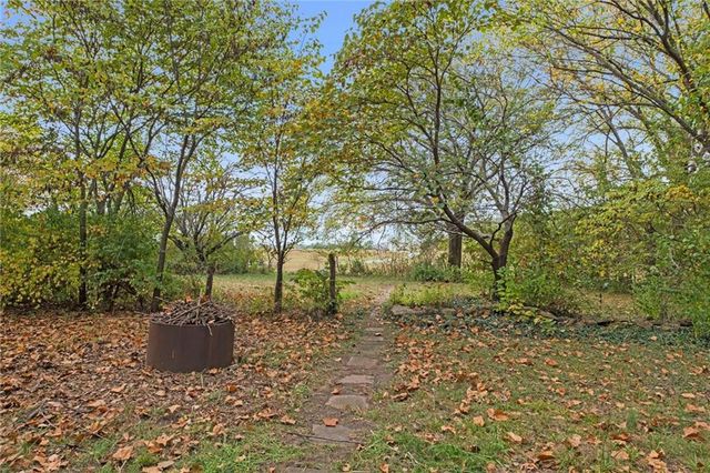 25130 Chieftain Road, Lawrence, KS 66044