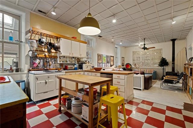 25130 Chieftain Road, Lawrence, KS 66044