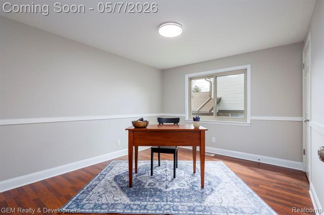 19537 Pollyanna Drive, Livonia, MI 48152