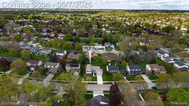 19537 Pollyanna Drive, Livonia, MI 48152