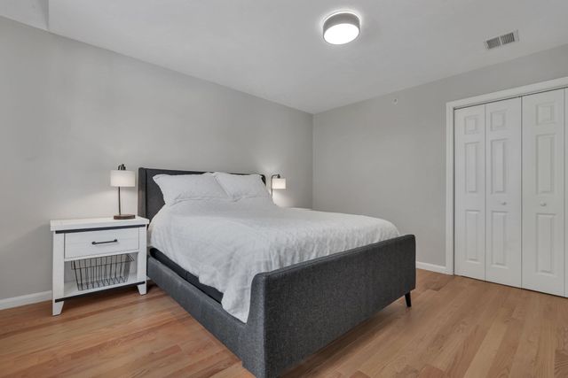 30 Water St 6, Attleboro, MA 02703