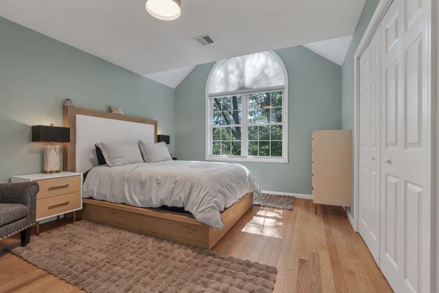 30 Water St 6, Attleboro, MA 02703