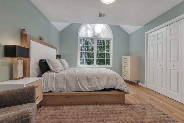 30 Water St 6, Attleboro, MA 02703