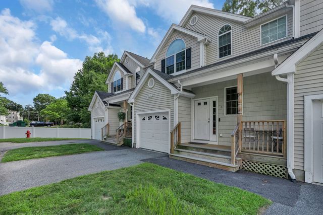 30 Water St 6, Attleboro, MA 02703