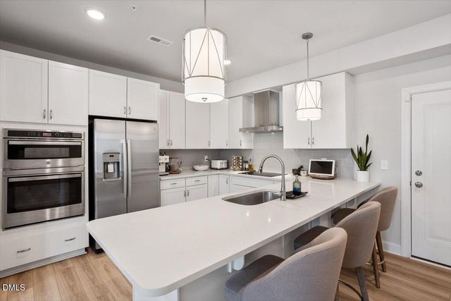 1234 Coach Station Alley 101, Raleigh, NC 27601