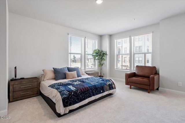 1234 Coach Station Alley 101, Raleigh, NC 27601