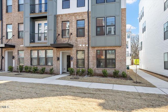 1234 Coach Station Alley 101, Raleigh, NC 27601