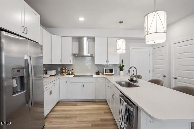 1234 Coach Station Alley 101, Raleigh, NC 27601