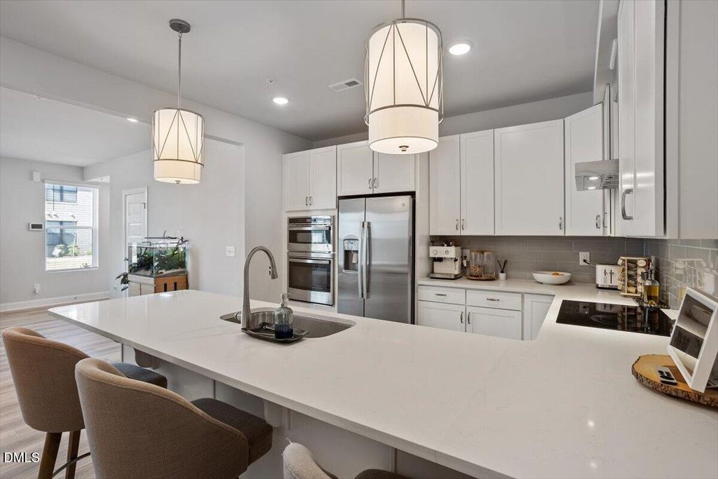 1234 Coach Station Alley 101, Raleigh, NC 27601