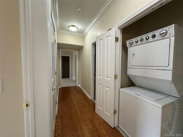 77 QUAKER Avenue 111, Cornwall, NY 12518