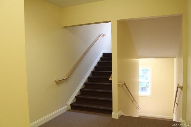 77 QUAKER Avenue 111, Cornwall, NY 12518