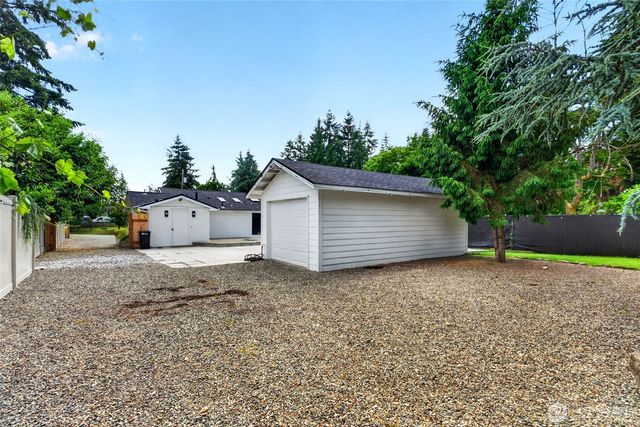 1420 S 359th Street, Federal Way, WA 98003