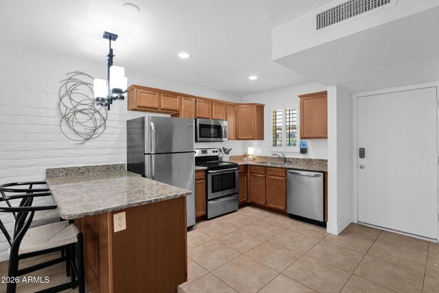 4800 N 68TH Street 246, Scottsdale, AZ 85251