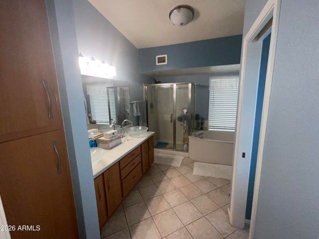 7640 W TONTO Drive, Glendale, AZ 85308
