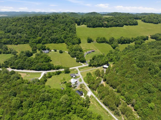 5 Carter Lane, Carthage, TN 37030
