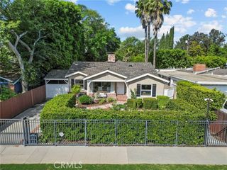 5035 Greenbush, Sherman Oaks, CA 91423