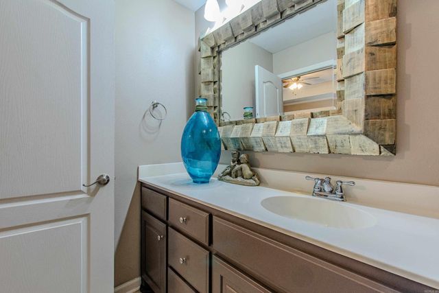 12 Pinedale Cir, Mabelvale, AR 72103