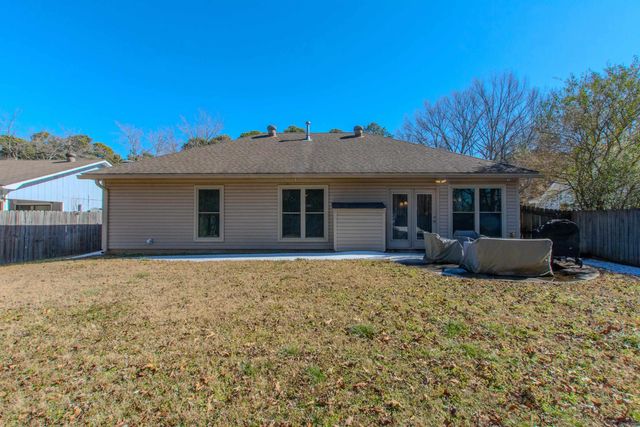 12 Pinedale Cir, Mabelvale, AR 72103
