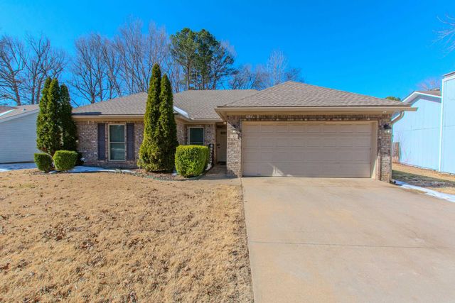 12 Pinedale Cir, Mabelvale, AR 72103