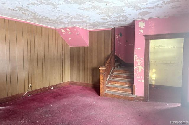 225 Farrand Park, Highland Park, MI 48203