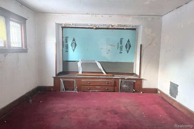 225 Farrand Park, Highland Park, MI 48203