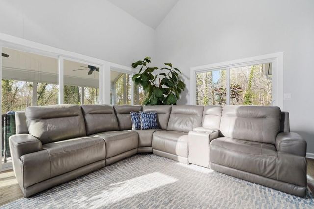 181 Woodland Circle, Dawsonville, GA 30534