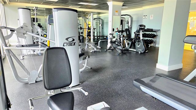 1865 79th St Cswy 11A, North Bay Village, FL 33141
