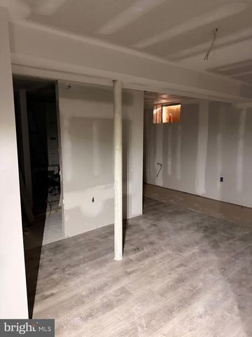 17 RIDLEY DR, Wallingford, PA 19086
