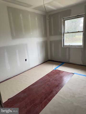 17 RIDLEY DR, Wallingford, PA 19086