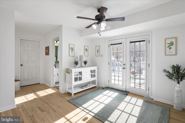 30 GREEN VALLEY DR, Charles Town, WV 25414