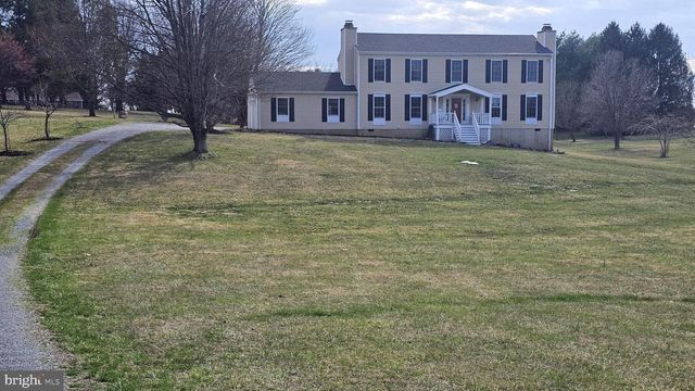 30 GREEN VALLEY DR, Charles Town, WV 25414