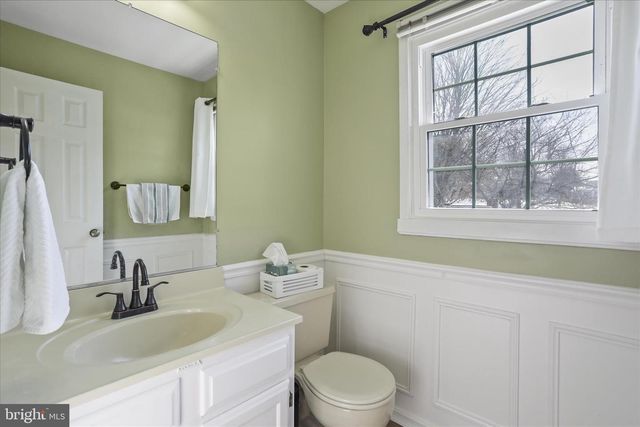 30 GREEN VALLEY DR, Charles Town, WV 25414