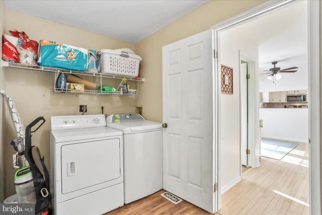 30 GREEN VALLEY DR, Charles Town, WV 25414