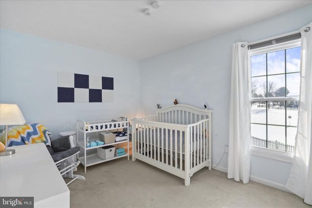 30 GREEN VALLEY DR, Charles Town, WV 25414